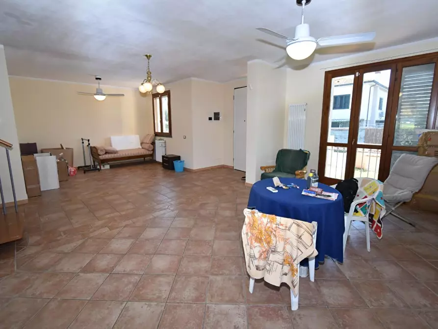 Immagine 14 di Villa in vendita  a San Giuliano Terme