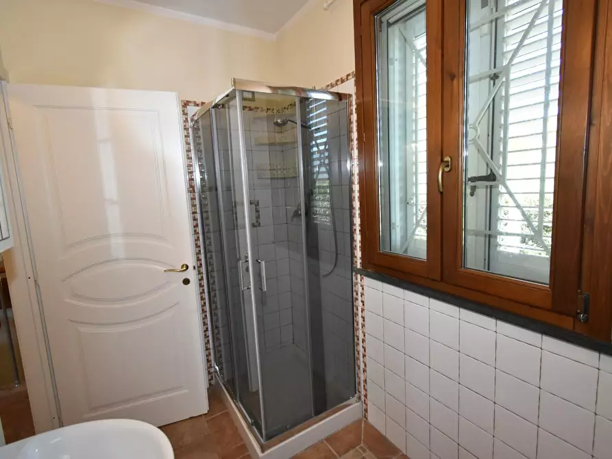 Immagine 22 di Villa in vendita  a San Giuliano Terme