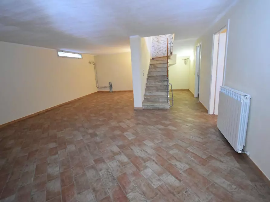 Immagine 33 di Villa in vendita  a San Giuliano Terme