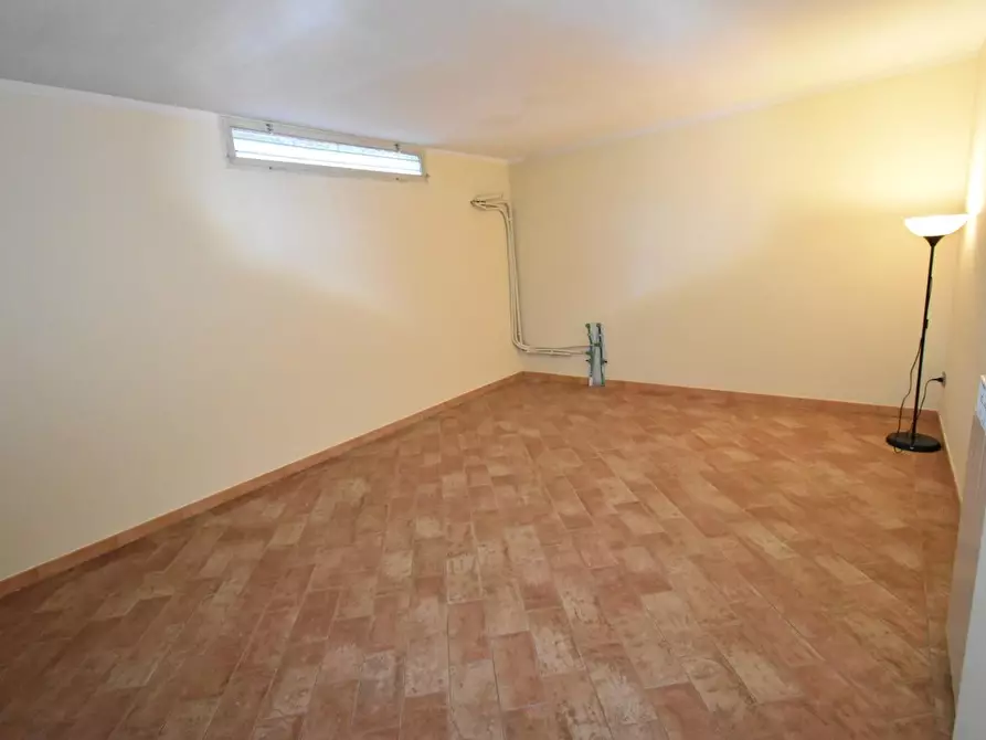 Immagine 28 di Villa in vendita  a San Giuliano Terme