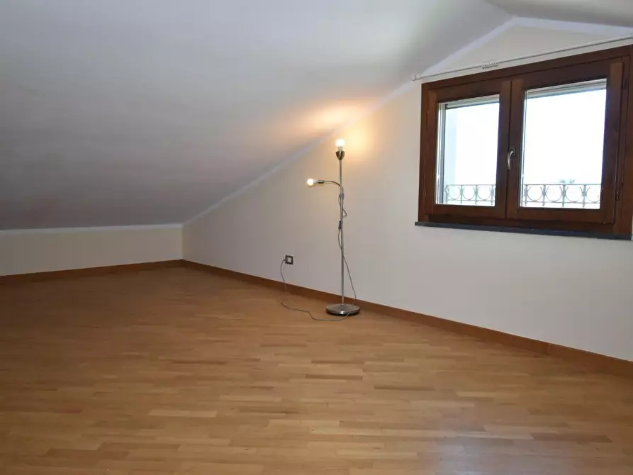 Immagine 70 di Villa in vendita  a San Giuliano Terme