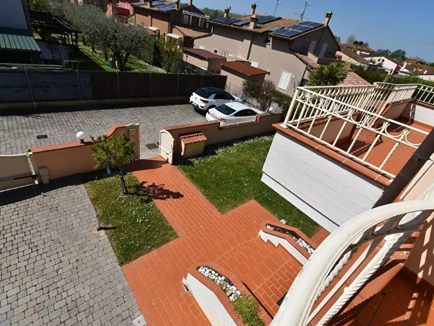 Immagine 41 di Villa in vendita  a San Giuliano Terme