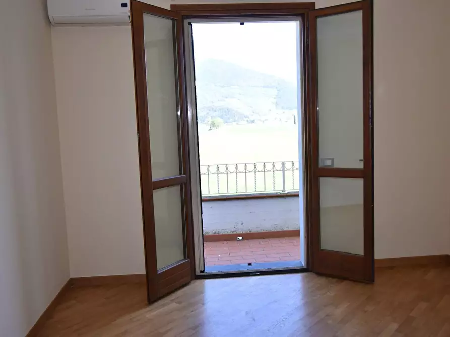 Immagine 54 di Villa in vendita  a San Giuliano Terme