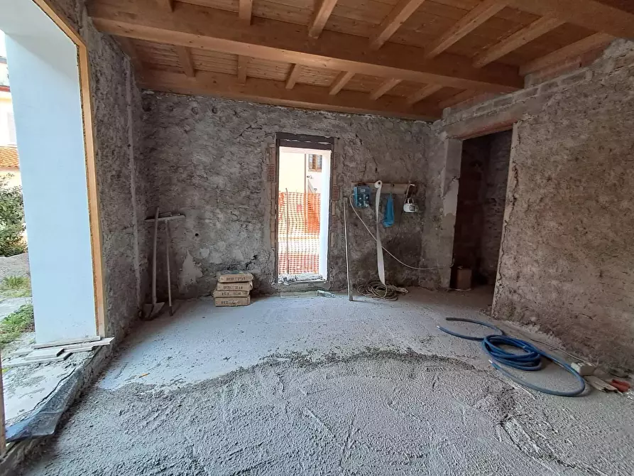 Immagine 1 di Casa indipendente in vendita  a Ponsacco