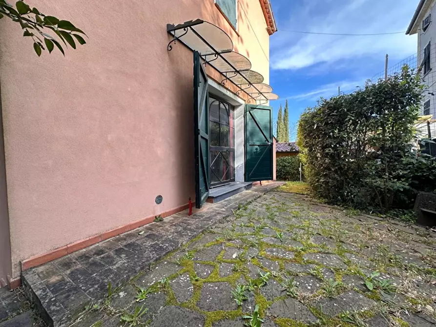 Immagine 51 di Casa colonica in vendita  a Crespina Lorenzana