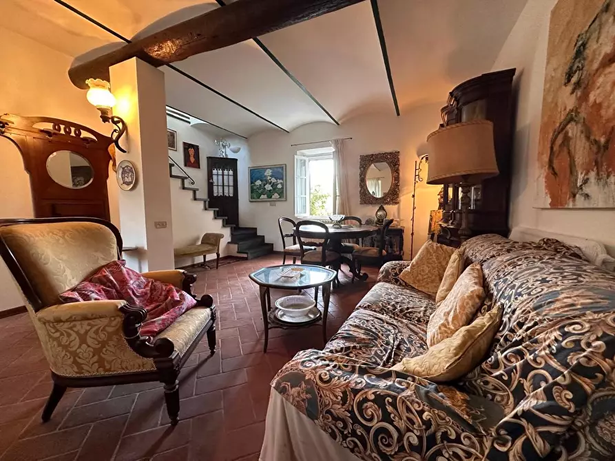 Immagine 14 di Casa colonica in vendita  a Crespina Lorenzana