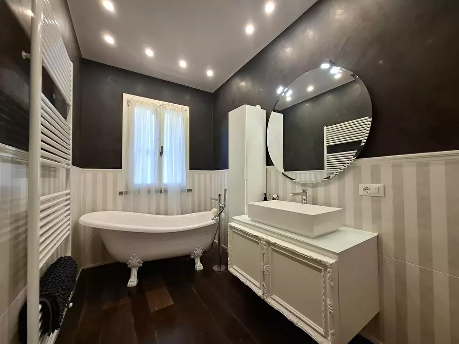 Immagine 37 di Terratetto in vendita  a Santa Croce Sull'arno