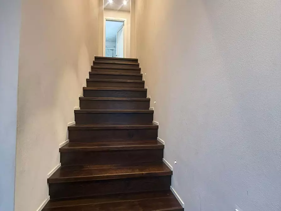 Immagine 23 di Terratetto in vendita  a Santa Croce Sull'arno