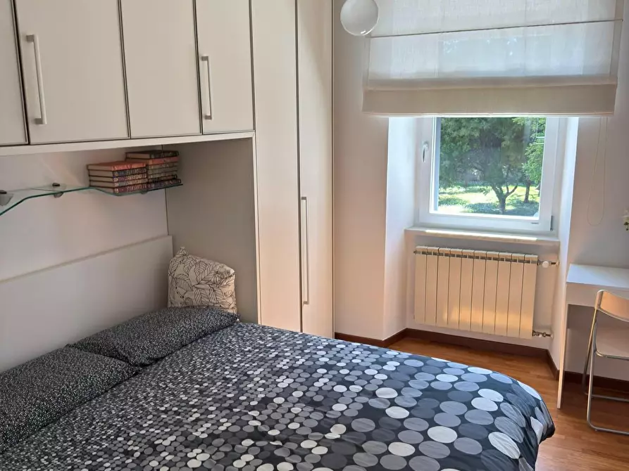 Immagine 11 di Casa semindipendente in vendita  a Carrara