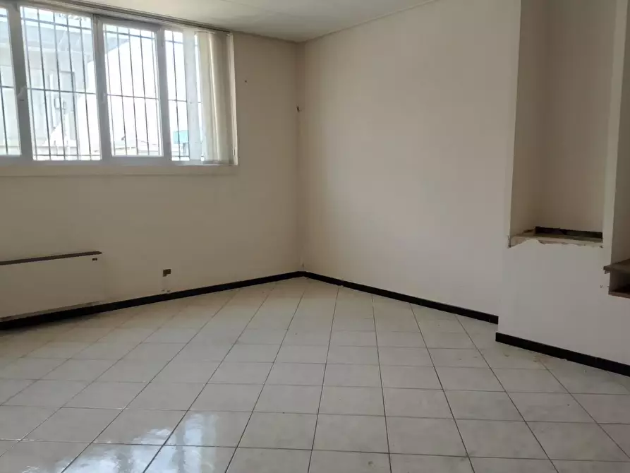 Immagine 17 di Capannone industriale in vendita  a Empoli