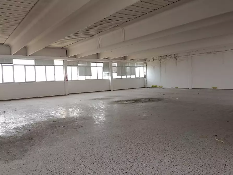 Immagine 3 di Capannone industriale in vendita  a Empoli