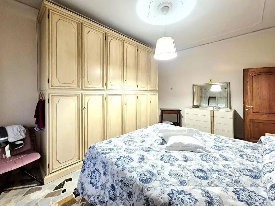 Immagine 14 di Villa in vendita  a Capannori