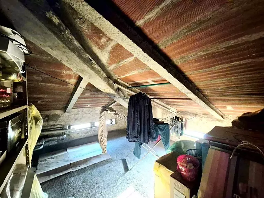 Immagine 22 di Villa in vendita  a Capannori