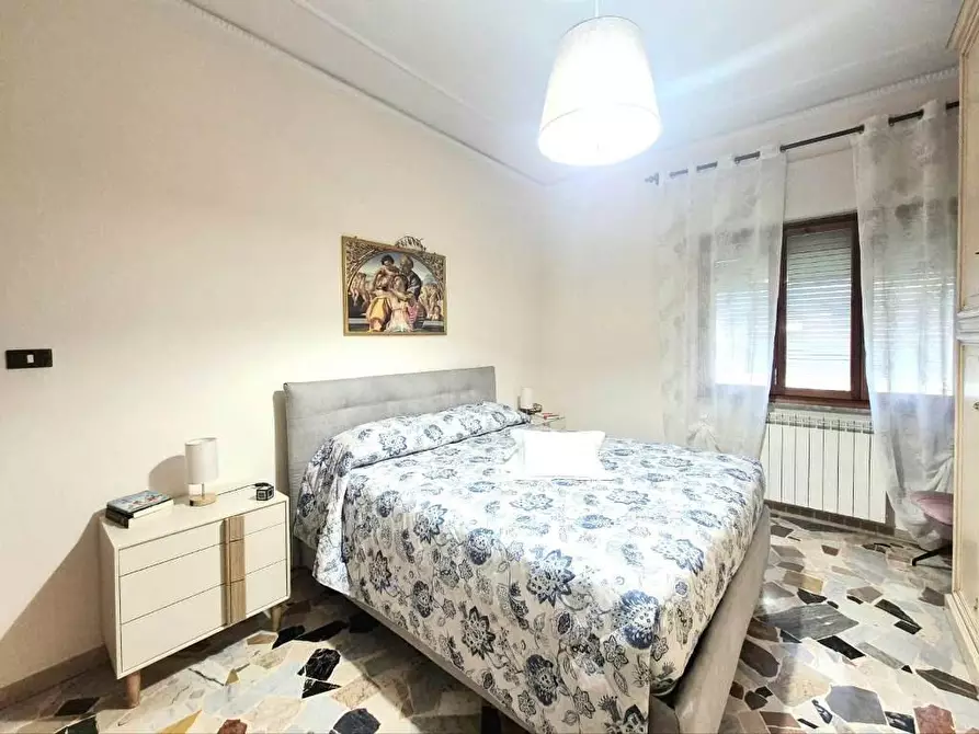 Immagine 16 di Villa in vendita  a Capannori