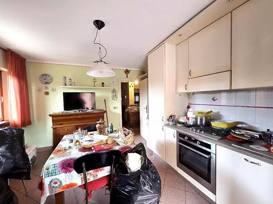 Immagine 25 di Villa in vendita  a Capannori