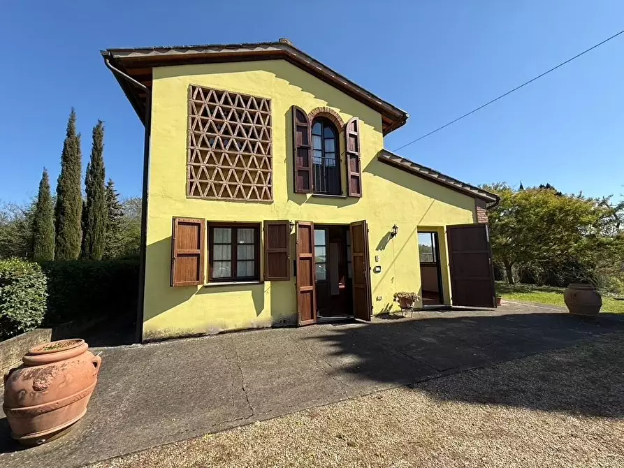 Immagine 2 di Rustico / casale in vendita  a Montopoli In Val D'arno