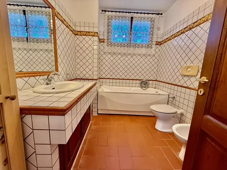 Immagine 13 di Rustico / casale in vendita  a Montopoli In Val D'arno