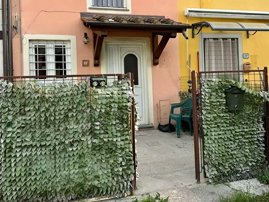 Immagine 27 di Terratetto in vendita  a Capannori