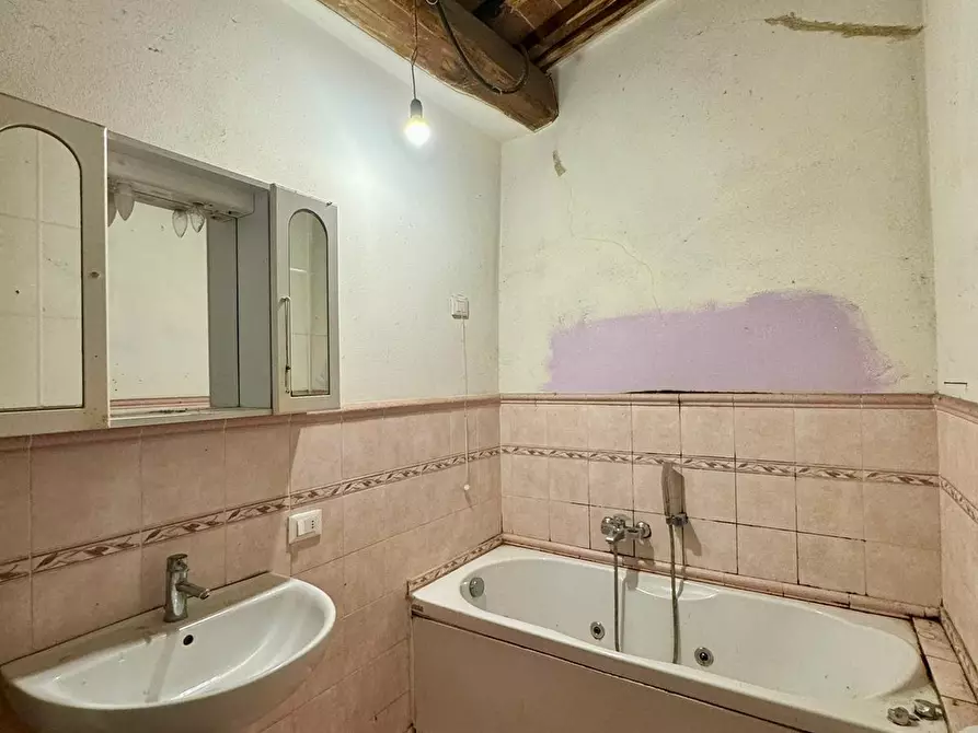 Immagine 10 di Terratetto in vendita  a Capannori