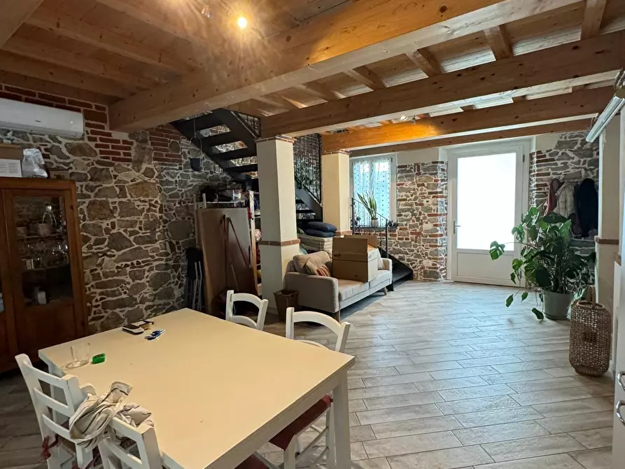 Immagine 1 di Villetta a schiera in vendita  a Capannori