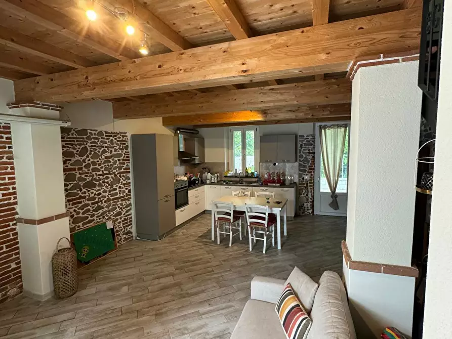 Immagine 18 di Villetta a schiera in vendita  a Capannori