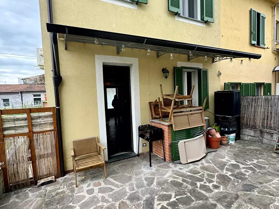 Immagine 16 di Villetta a schiera in vendita  a Capannori