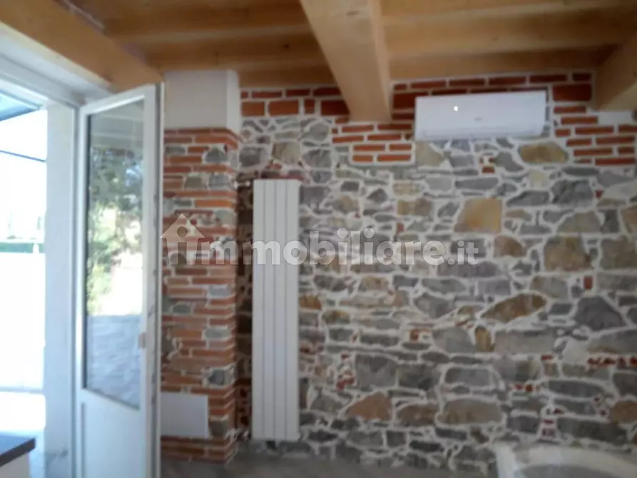 Immagine 2 di Villetta a schiera in vendita  a Capannori