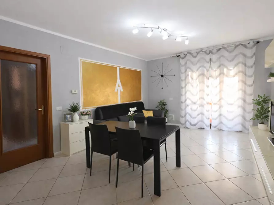 Immagine 1 di Appartamento in vendita  a Calcinaia