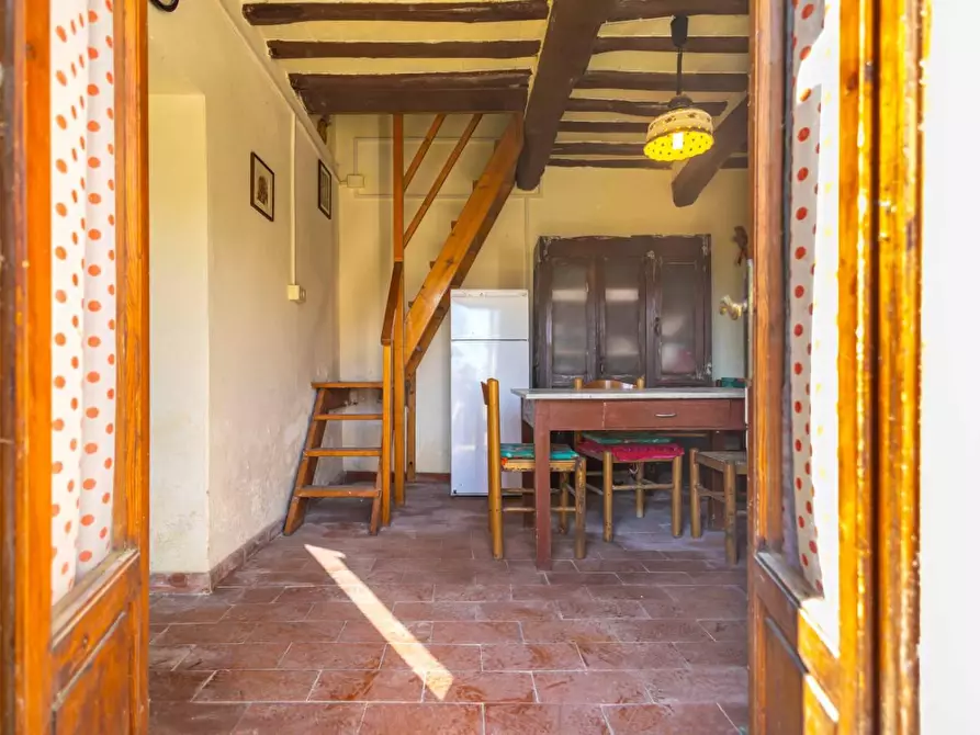 Immagine 2 di Rustico / casale in vendita  a Buti