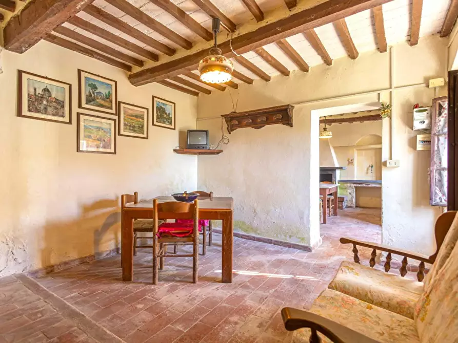 Immagine 8 di Rustico / casale in vendita  a Buti