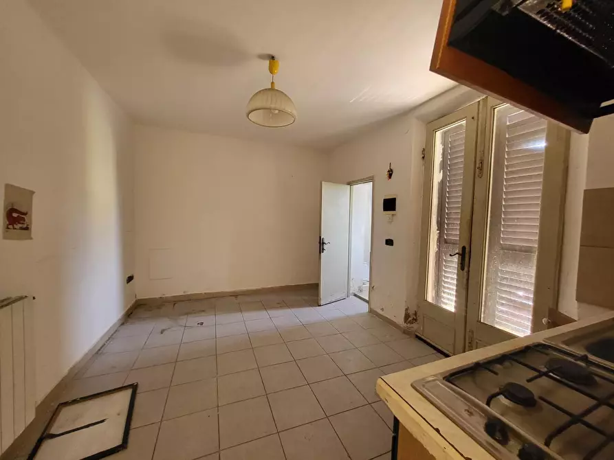 Immagine 2 di Appartamento in vendita  a Pontedera