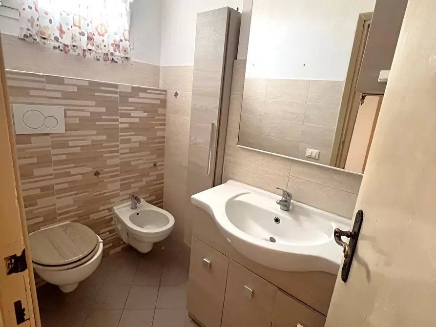 Immagine 15 di Appartamento in vendita  a Cascina