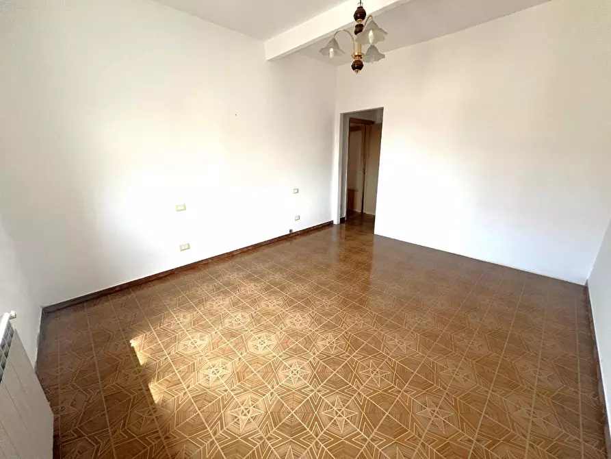 Immagine 10 di Appartamento in vendita  a Cascina