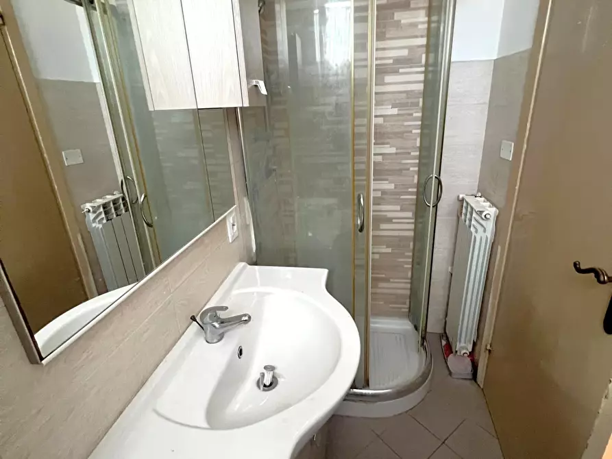 Immagine 16 di Appartamento in vendita  a Cascina