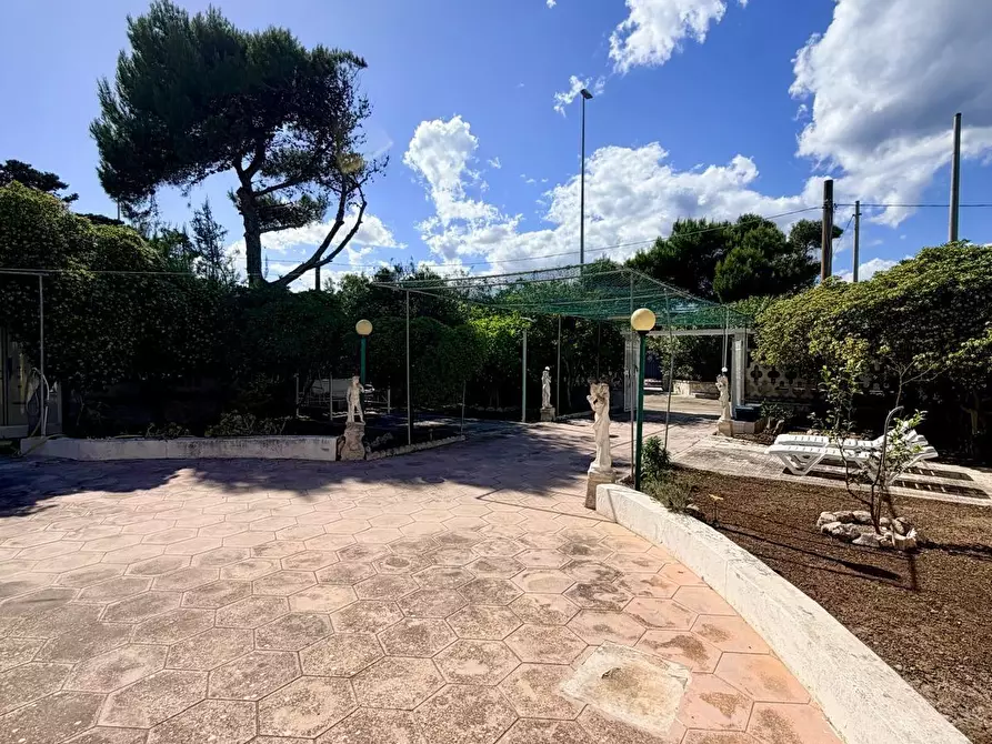 Immagine 52 di Appartamento in vendita  a Lecce