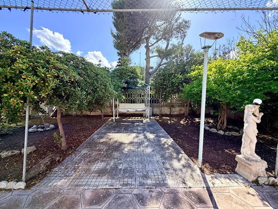 Immagine 3 di Appartamento in vendita  a Lecce