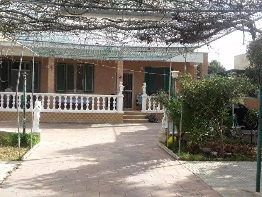 Immagine 34 di Appartamento in vendita  a Lecce