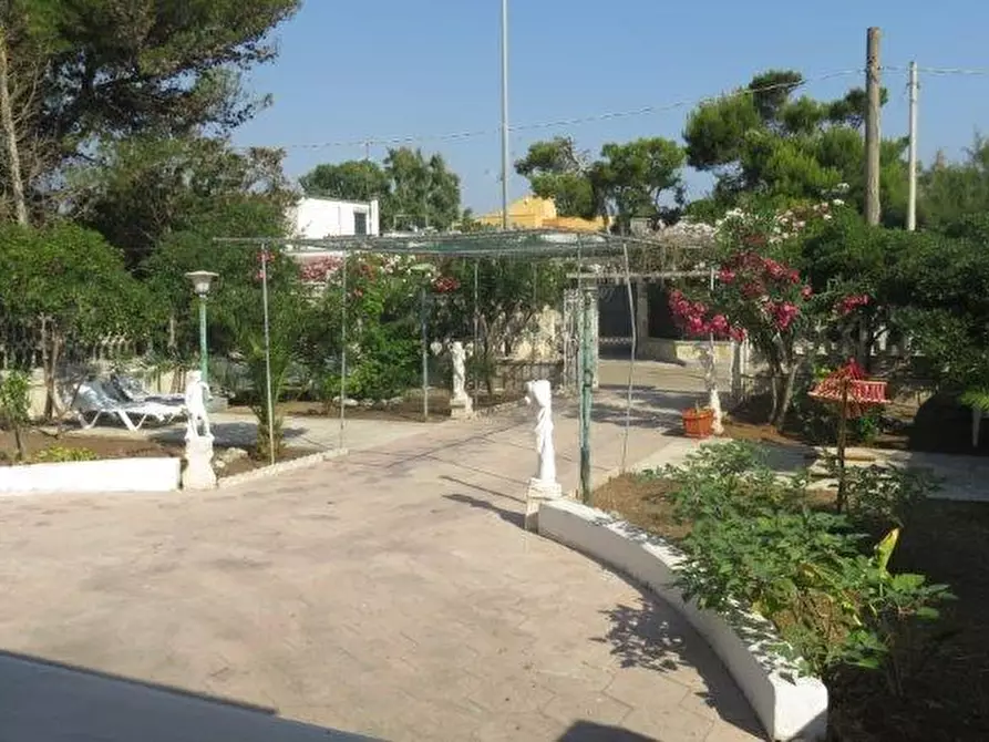 Immagine 27 di Appartamento in vendita  a Lecce