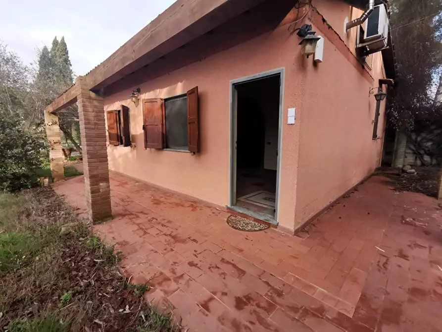 Immagine 13 di Casa indipendente in vendita  a Fucecchio
