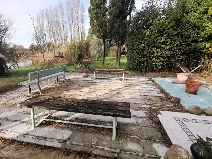 Immagine 30 di Casa indipendente in vendita  a Fucecchio