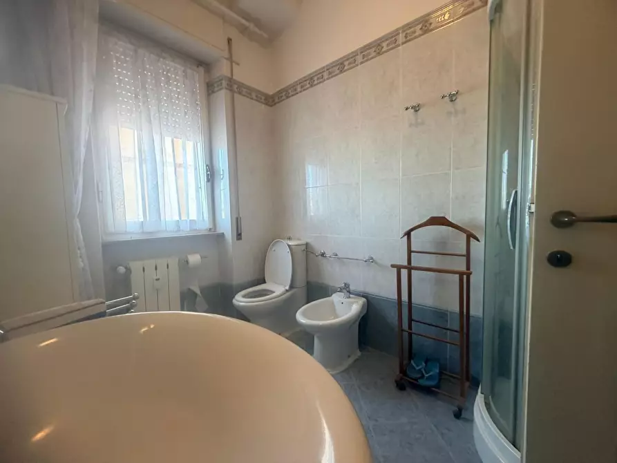 Immagine 16 di Appartamento in vendita  a Massa