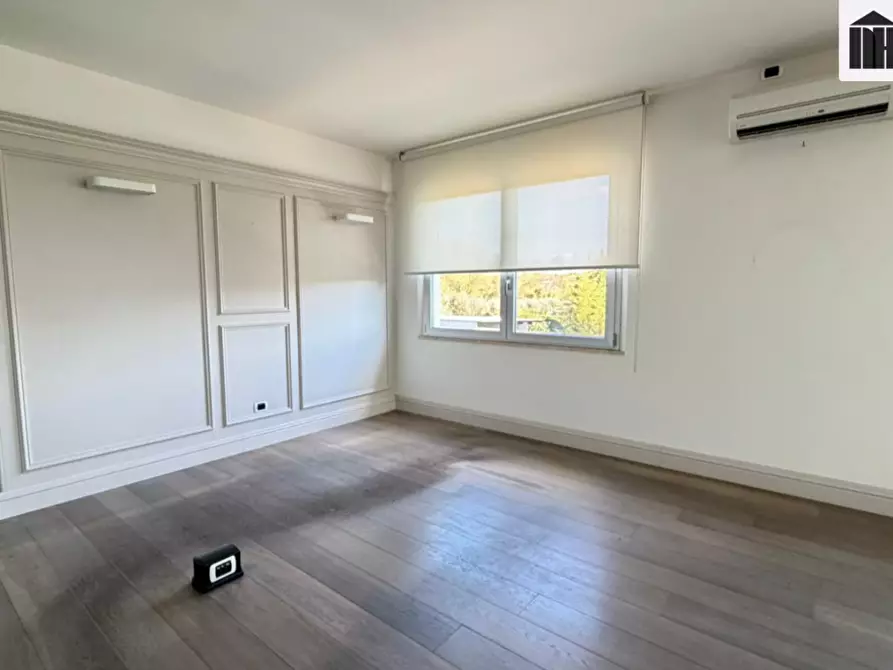 Immagine 12 di Ufficio in vendita  a Santa Croce Sull'arno