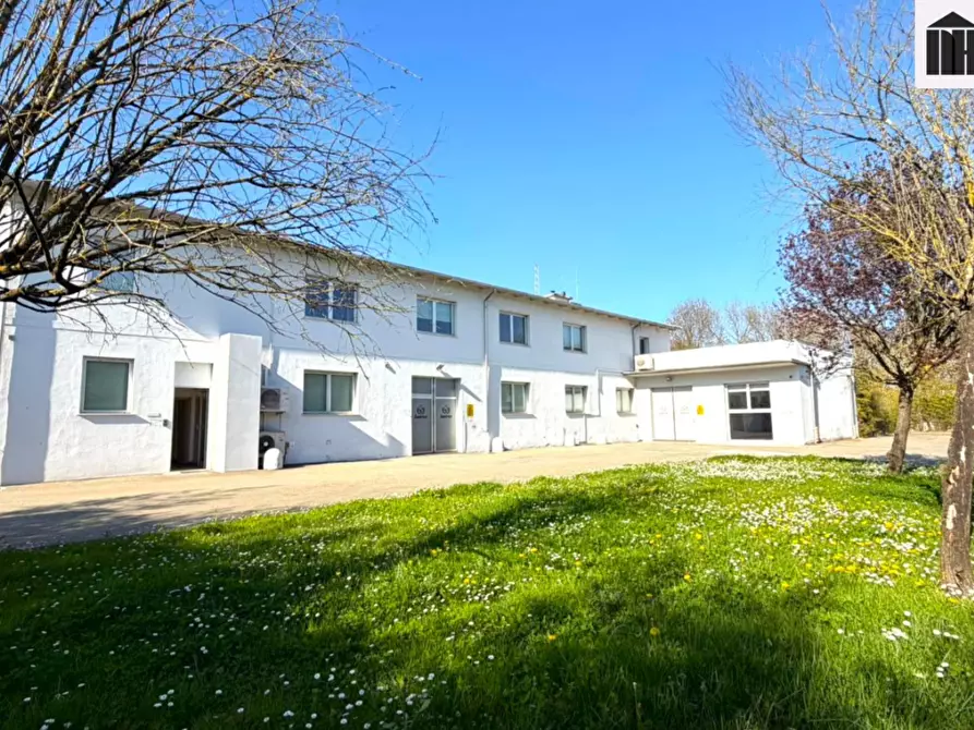 Immagine 1 di Ufficio in vendita  a Santa Croce Sull'arno