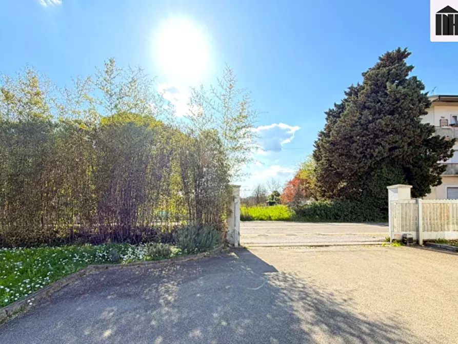 Immagine 4 di Ufficio in vendita  a Santa Croce Sull'arno