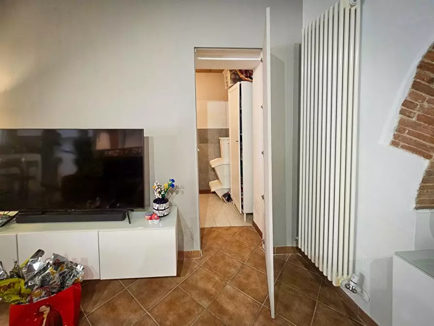 Immagine 11 di Appartamento in vendita  a Cascina