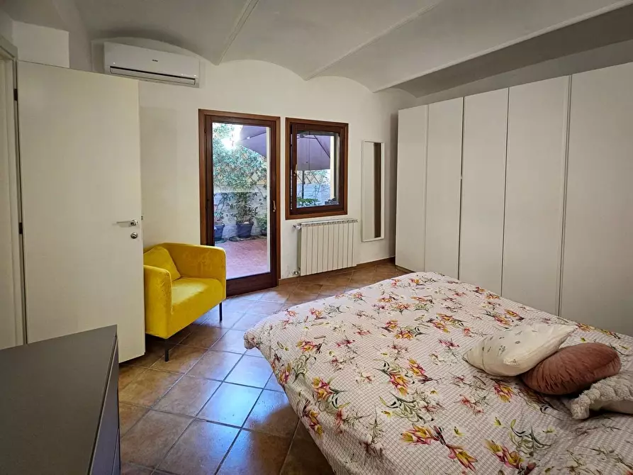 Immagine 15 di Appartamento in vendita  a Cascina