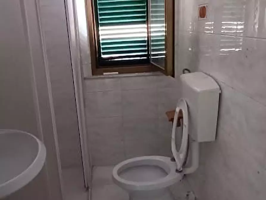 Immagine 5 di Appartamento in vendita  a Pisa