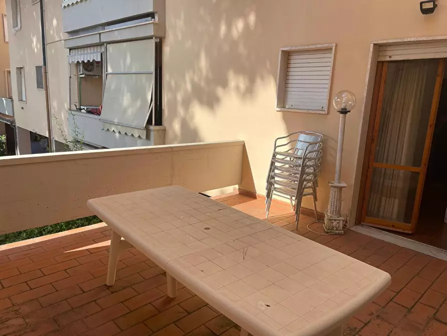 Immagine 10 di Appartamento in vendita  a Cecina