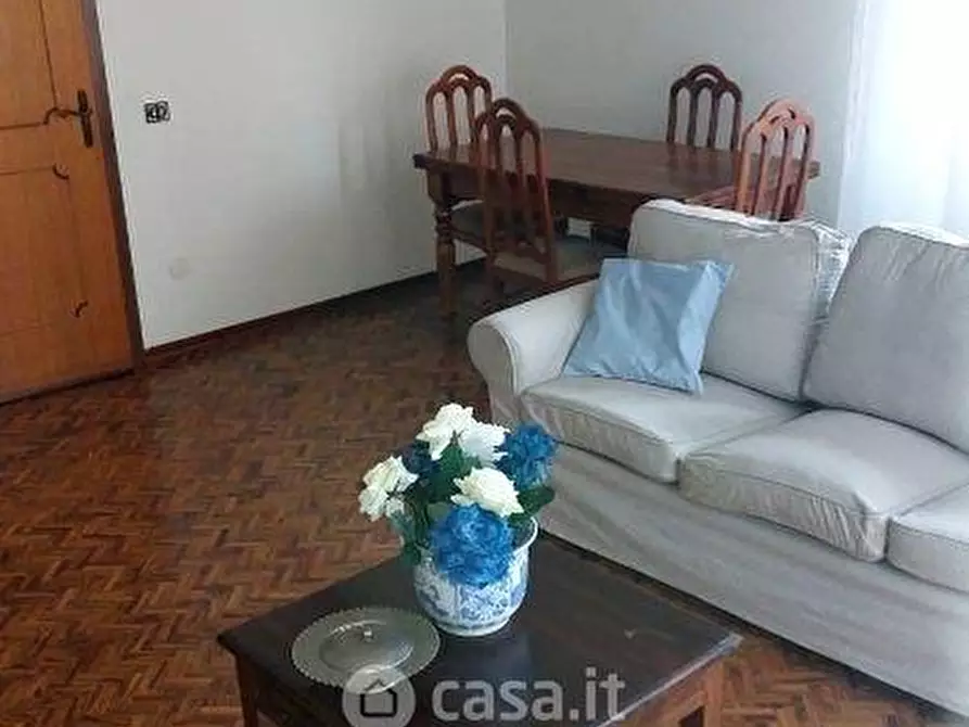 Immagine 1 di Casa bifamiliare in affitto  a Santo Stefano Di Magra