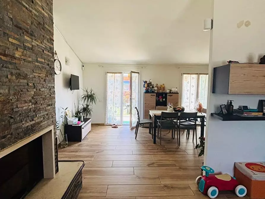 Immagine 3 di Casa indipendente in affitto  a Santo Stefano Di Magra